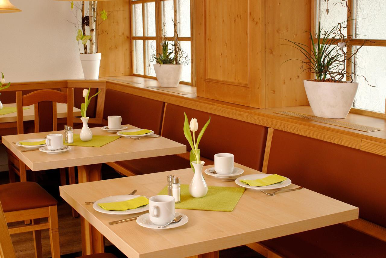 Garni Hotel Leitl Gmbh Эггенфельден Экстерьер фото