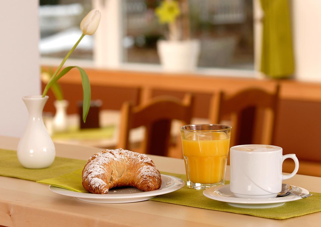 Garni Hotel Leitl Gmbh Эггенфельден Экстерьер фото